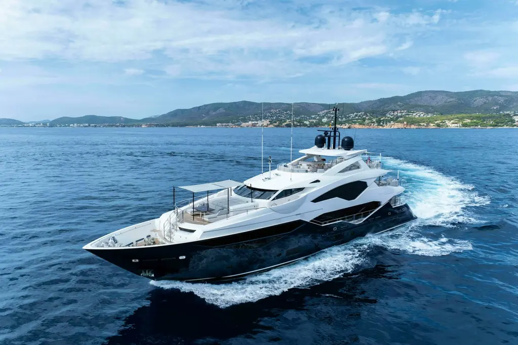 AROHA 2016 Sunseeker Sunseeker 131 Yacht Yacht For Sale in Palma 