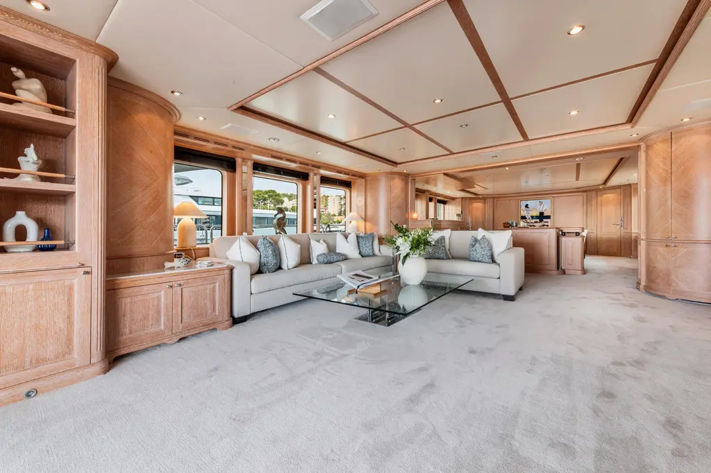 Soho 2009 Benetti Full Displacement Yacht For Sale in Palma Soho 2009 Benetti Full Displacement Yacht For Sale in Palma