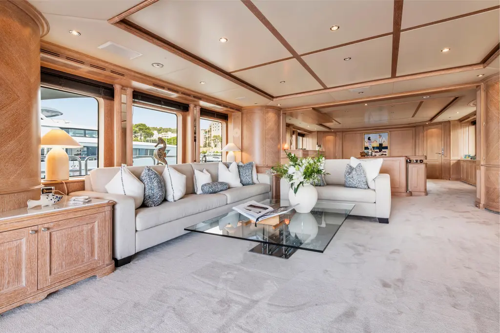 Soho 2009 Benetti Full Displacement Yacht For Sale in Palma Soho 2009 Benetti Full Displacement Yacht For Sale in Palma