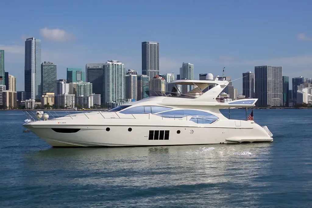 La Linda 2011 Azimut 70 Yacht For Sale in Miami FL La Linda 2011 Azimut 70 Yacht For Sale in Miami FL