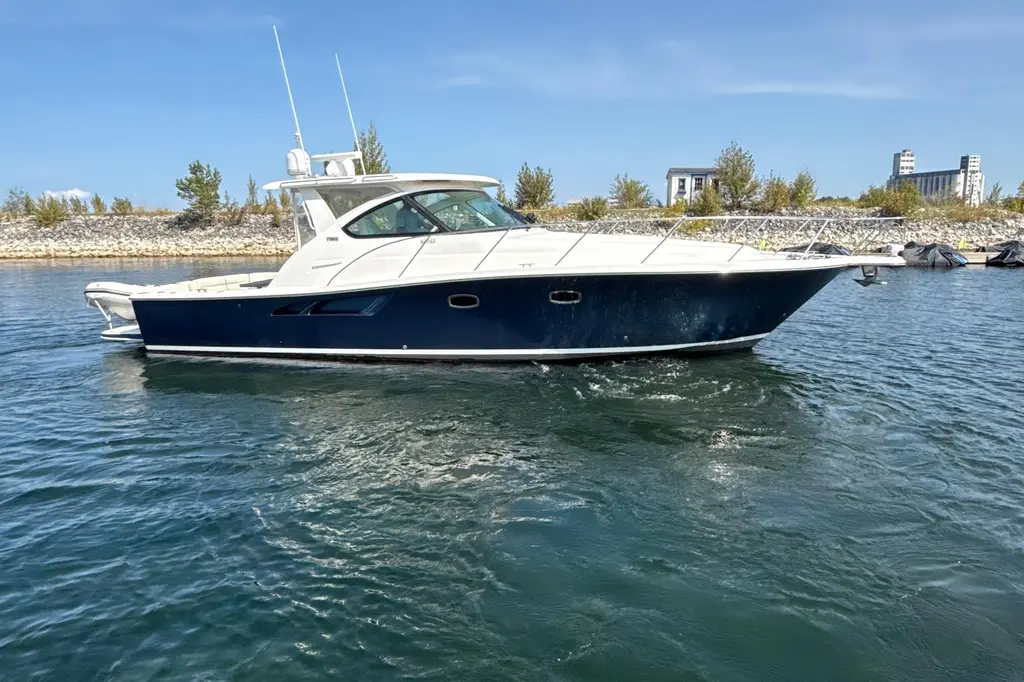 Nomad 2019 Tiara Yachts 39 Open Yacht For Sale in Collingwood ON Nomad 2019 Tiara Yachts 39 Open Yacht For Sale in Collingwood ON