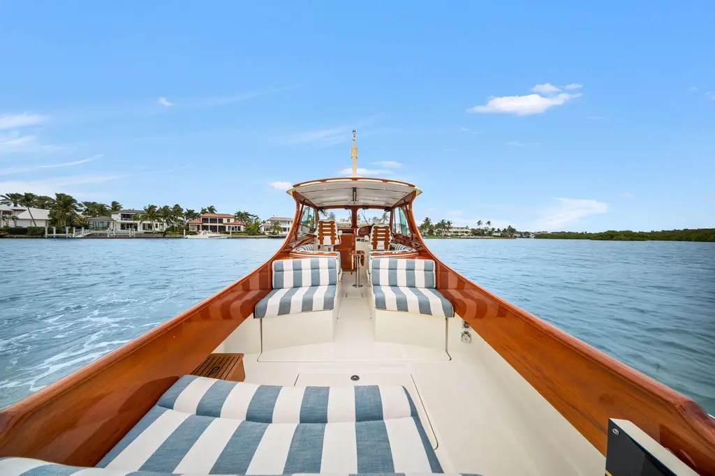 SHE'S THE ONE 2019 Hinckley Picnic Boat 34 MKII Yacht For Sale in St Petersburg FL SHE'S THE ONE 2019 Hinckley Picnic Boat 34 MKII Yacht For Sale in St Petersburg FL