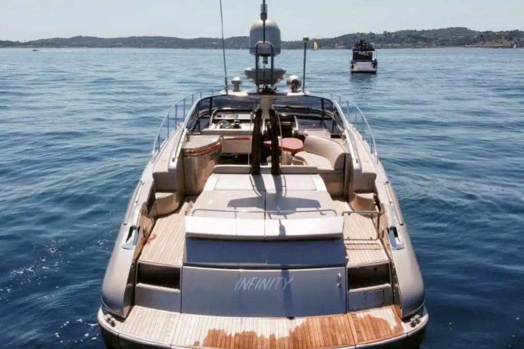 INFINITY 2008 Riva 52' Rivale Yacht For Sale in Viareggio IT-LU INFINITY 2008 Riva 52' Rivale Yacht For Sale in Viareggio IT-LU