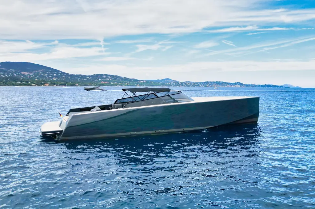 G3 2013 VanDutch 55 Yacht For Sale in Cogolin 83 G3 2013 VanDutch 55 Yacht For Sale in Cogolin 83
