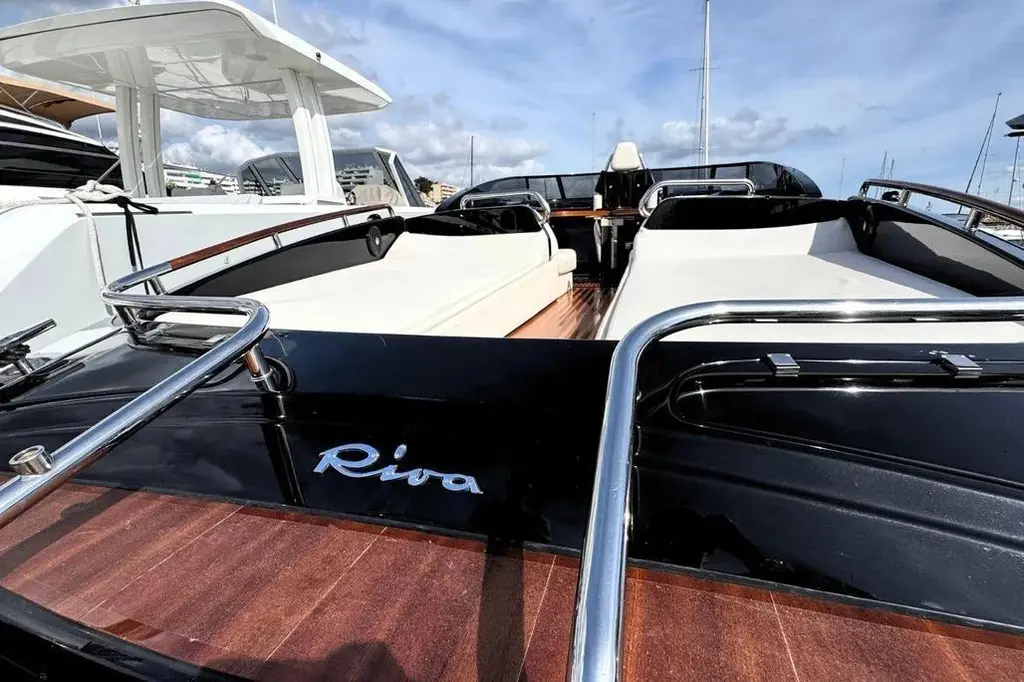 2013 Riva 44' Rivarama Super Yacht For Sale in Palma 2013 Riva 44' Rivarama Super Yacht For Sale in Palma