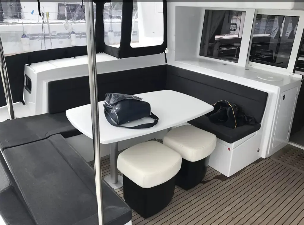 2018 Lagoon 450 F Yacht For Sale in Toscana 2018 Lagoon 450 F Yacht For Sale in Toscana
