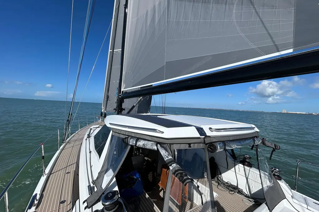 2025 Amel 50 Yacht For Sale in Cannes 2025 Amel 50 Yacht For Sale in Cannes