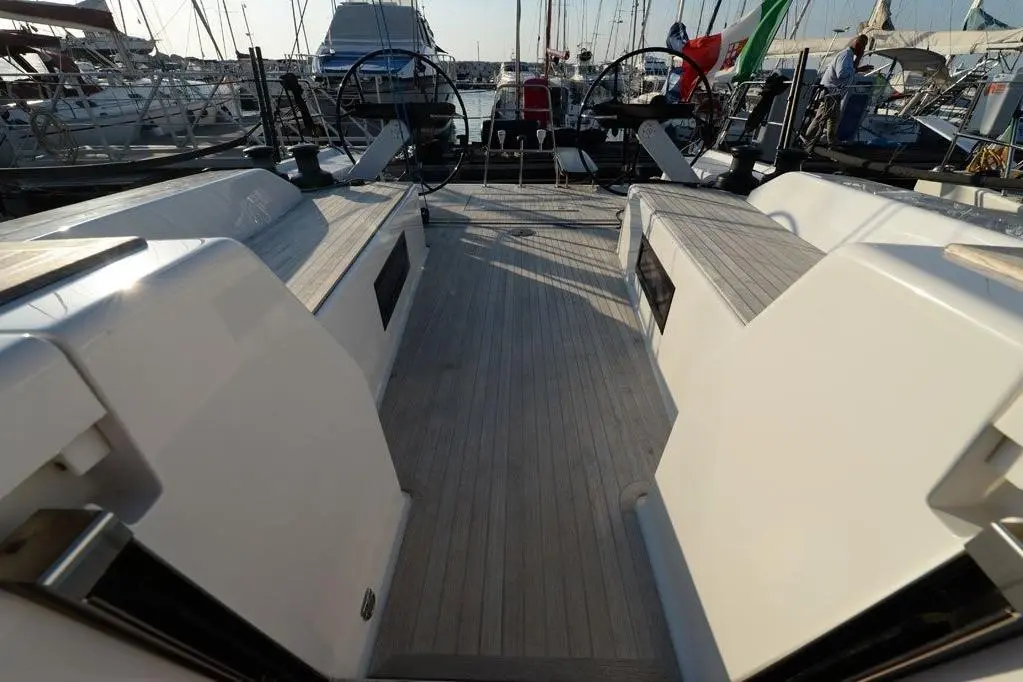 2019 Grand Soleil 48 Performance Yacht For Sale in Lavagna IT-GE 2019 Grand Soleil 48 Performance Yacht For Sale in Lavagna IT-GE