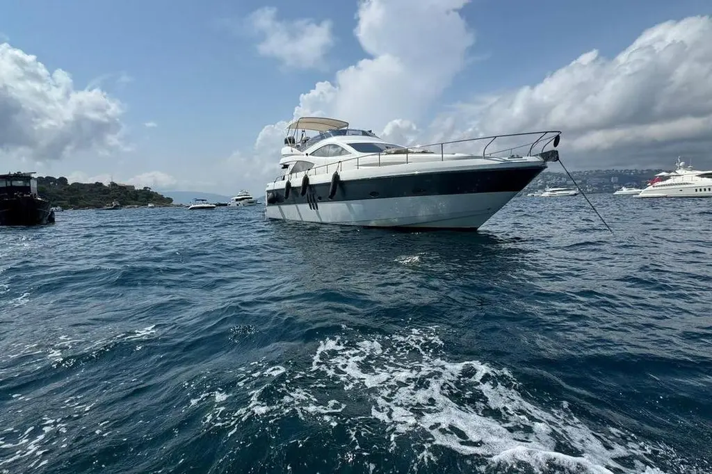 2005 Abacus Marine 61 Yacht For Sale in Cannes 2005 Abacus Marine 61 Yacht For Sale in Cannes