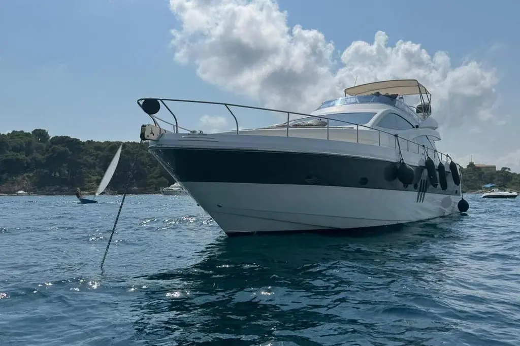 2005 Abacus Marine 61 Yacht For Sale in Cannes 2005 Abacus Marine 61 Yacht For Sale in Cannes