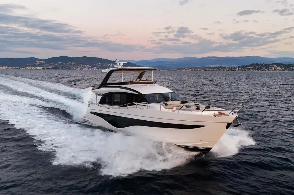 2025 Princess Y72 Yacht For Sale in Cannes 2025 Princess Y72 Yacht For Sale in Cannes