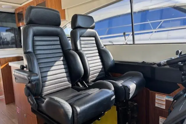 2020 Riviera 4800 Sport Yacht Yacht For Sale in Waukegan IL 2020 Riviera 4800 Sport Yacht Yacht For Sale in Waukegan IL