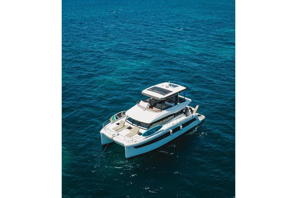  2022 Fountaine Pajot MY6 Yacht For Sale in Athens 