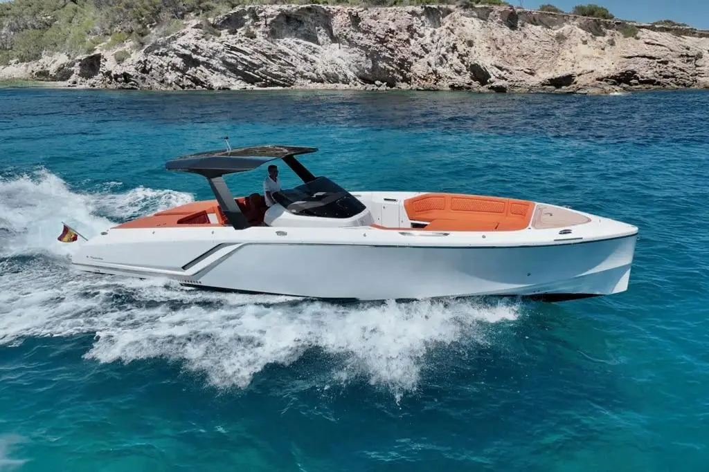 VIENA 2023 1212 Ghost Air Yacht For Sale in Eivissa VIENA 2023 1212 Ghost Air Yacht For Sale in Eivissa