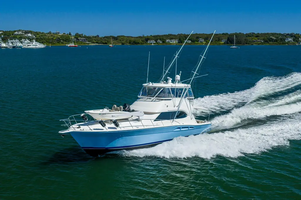 CHILLAX 2005 Riviera 51 Flybridge Yacht For Sale in Palm Beach FL CHILLAX 2005 Riviera 51 Flybridge Yacht For Sale in Palm Beach FL