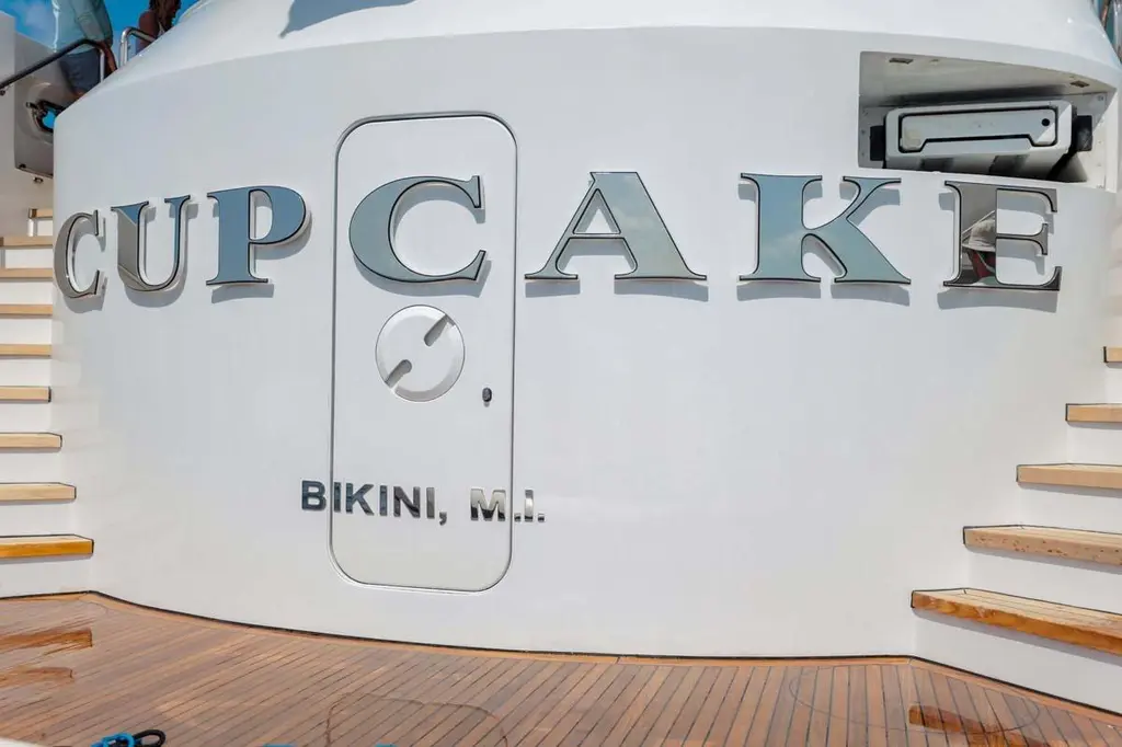 CUPCAKE 2001 Westship Skylounge Yacht For Sale in Fort Lauderdale FL CUPCAKE 2001 Westship Skylounge Yacht For Sale in Fort Lauderdale FL