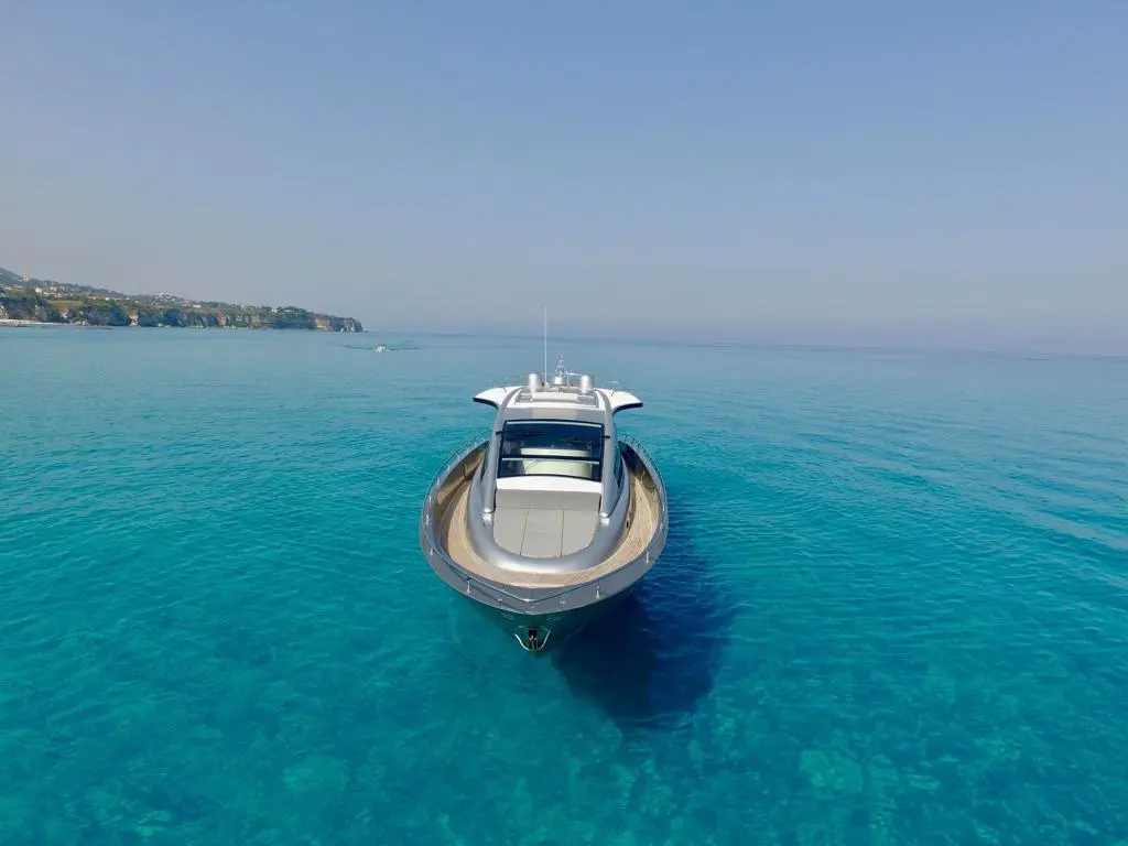 EA 2010 Custom Wake 66 Yacht For Sale in Varazze IT-SV EA 2010 Custom Wake 66 Yacht For Sale in Varazze IT-SV