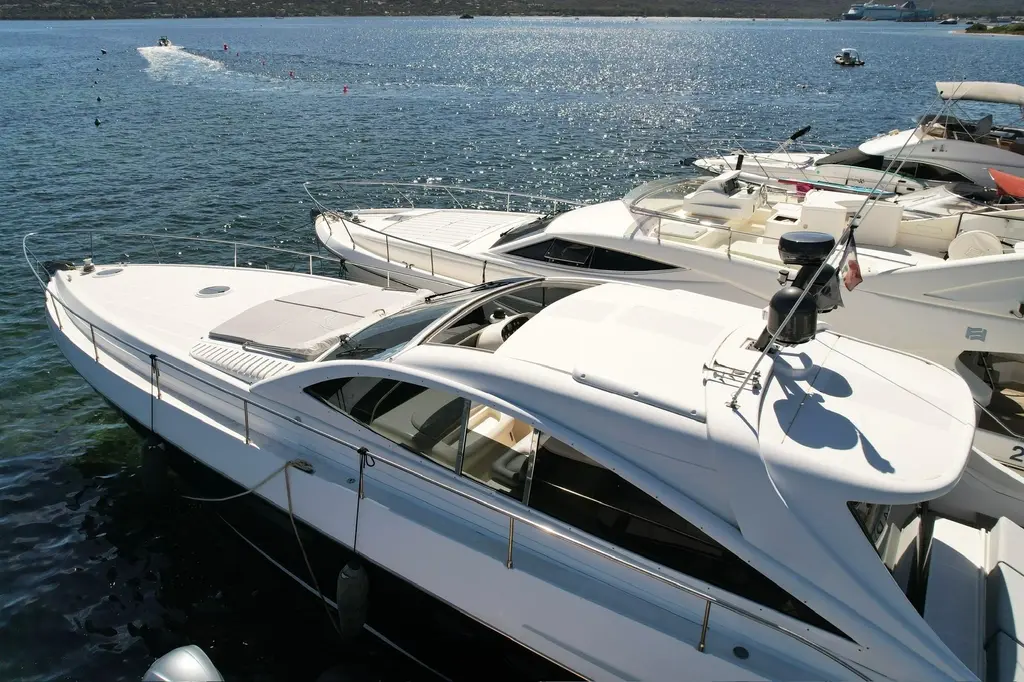 2001 Pershing 65 Yacht For Sale in Grimaud 83 2001 Pershing 65 Yacht For Sale in Grimaud 83