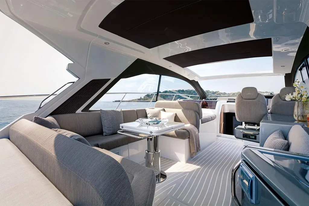 2025 Azimut Atlantis 51 Yacht For Sale in Nice 2025 Azimut Atlantis 51 Yacht For Sale in Nice