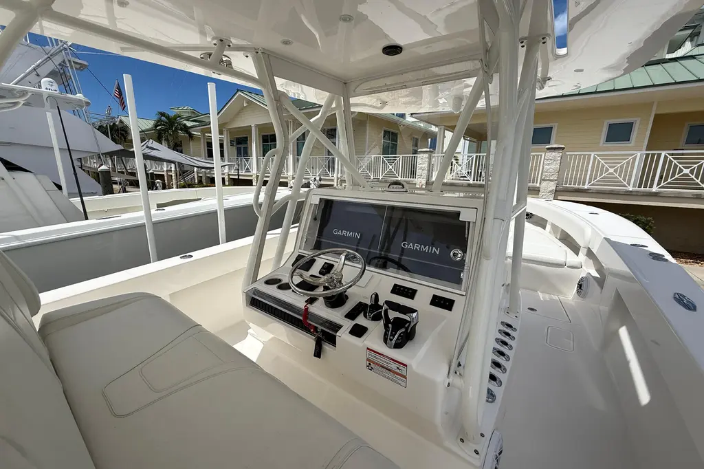 2024 SeaVee 390Z Yacht For Sale in St Petersburg FL 2024 SeaVee 390Z Yacht For Sale in St Petersburg FL