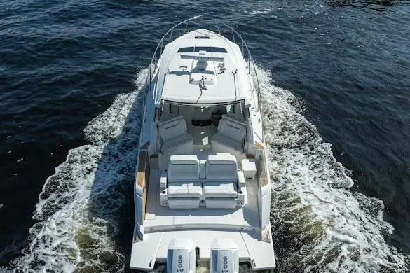 2022 Tiara Yachts 43 LE Yacht For Sale in East Greenwich RI 2022 Tiara Yachts 43 LE Yacht For Sale in East Greenwich RI