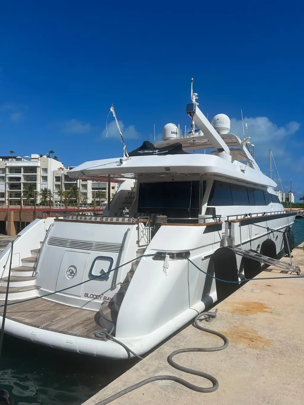 M/Y Q 2001 Falcon 106 Yacht For Sale in Miami FL M/Y Q 2001 Falcon 106 Yacht For Sale in Miami FL