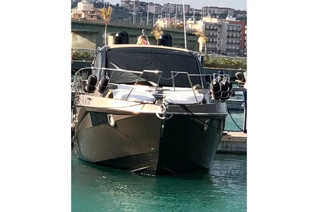 2019 Cranchi M 44 HT Yacht For Sale in Catania IT-CT 2019 Cranchi M 44 HT Yacht For Sale in Catania IT-CT