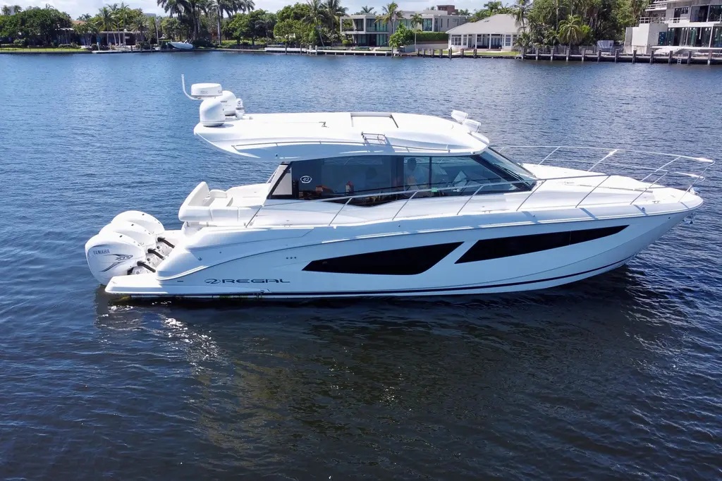 Carchi 2022 Regal 42 XO Yacht For Sale in Hollywood FL Carchi 2022 Regal 42 XO Yacht For Sale in Hollywood FL