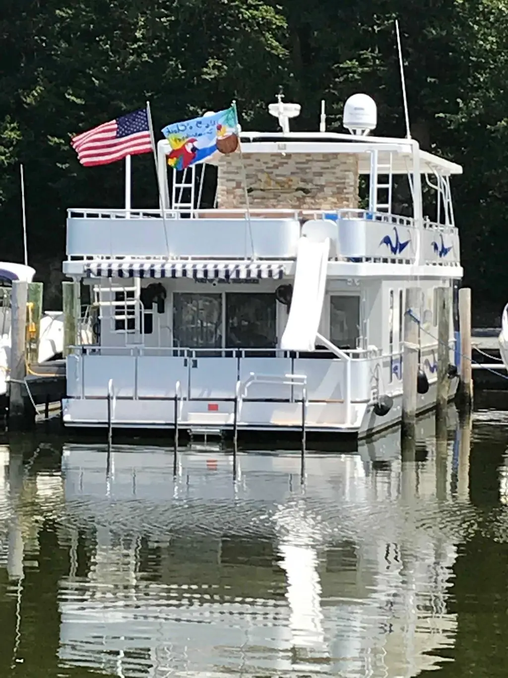 St Somewhere 2017 Sumerset Houseboat Yacht For Sale in Chestertown MD St Somewhere 2017 Sumerset Houseboat Yacht For Sale in Chestertown MD