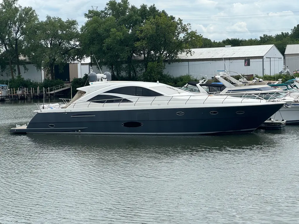 2007 Uniesse 70 Sport Yacht For Sale in Dolton IL 2007 Uniesse 70 Sport Yacht For Sale in Dolton IL