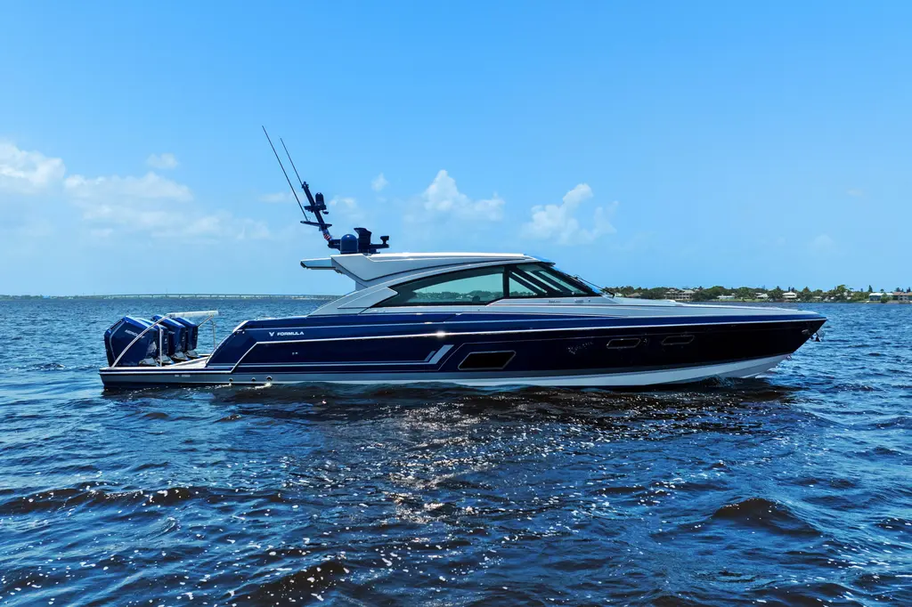 2024 Formula 500 Super Sport Crossover Yacht For Sale in Stuart FL 2024 Formula 500 Super Sport Crossover Yacht For Sale in Stuart FL