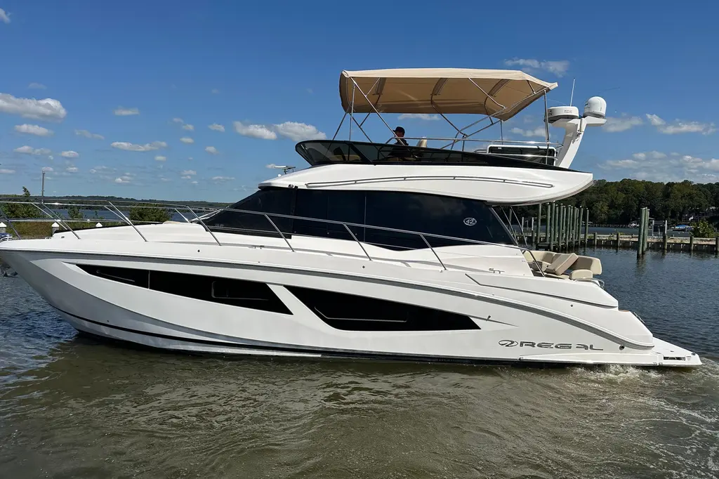 Tomtanic 2019 Regal 42 Fly Yacht For Sale in Charlestown MD Tomtanic 2019 Regal 42 Fly Yacht For Sale in Charlestown MD