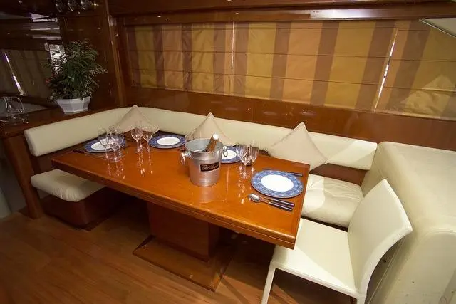 2004 VZ 68 Yacht For Sale in Bari IT-BA 2004 VZ 68 Yacht For Sale in Bari IT-BA