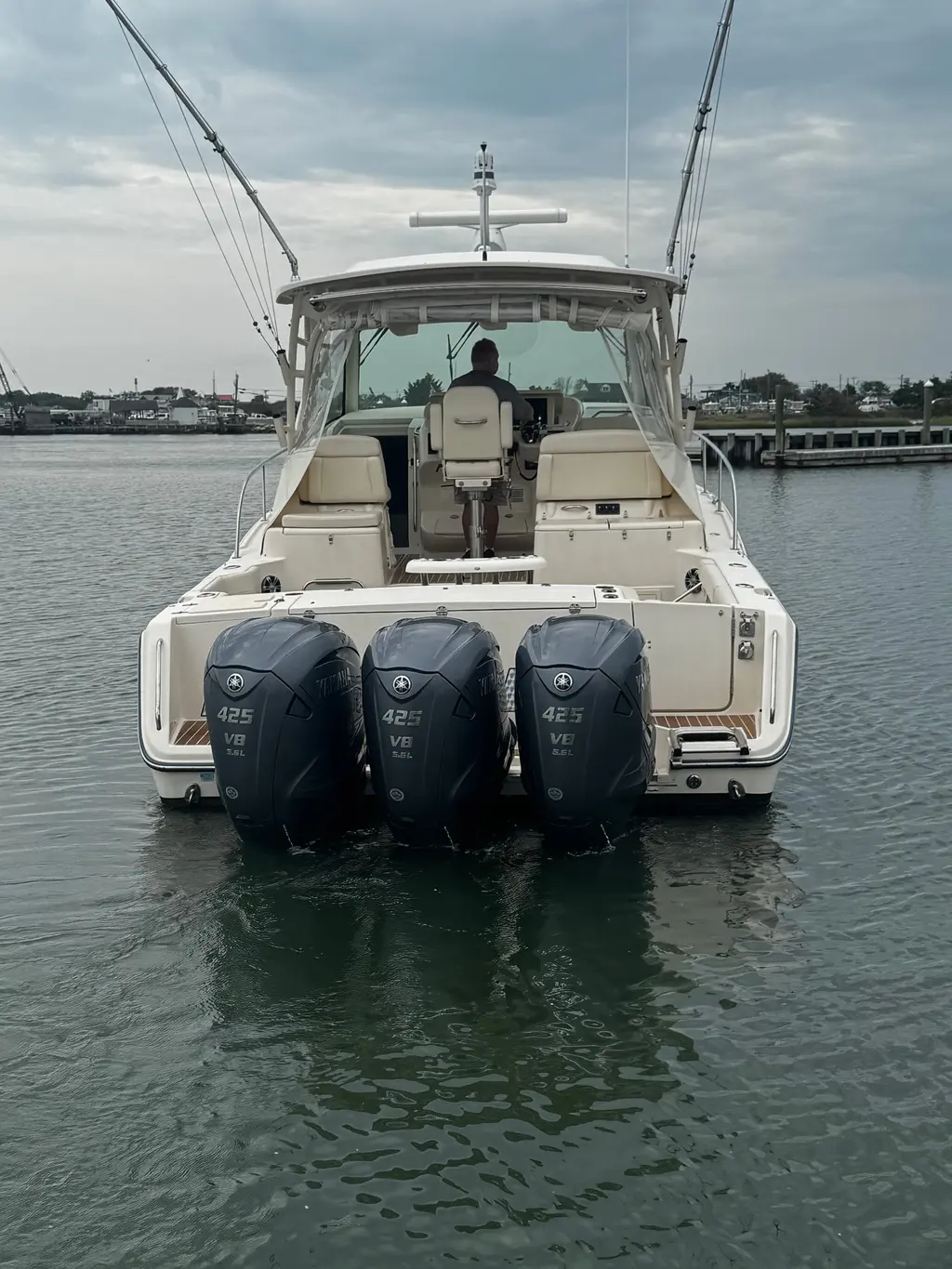 2021 Grady-White Express 370 Yacht For Sale in Cape May NJ 2021 Grady-White Express 370 Yacht For Sale in Cape May NJ