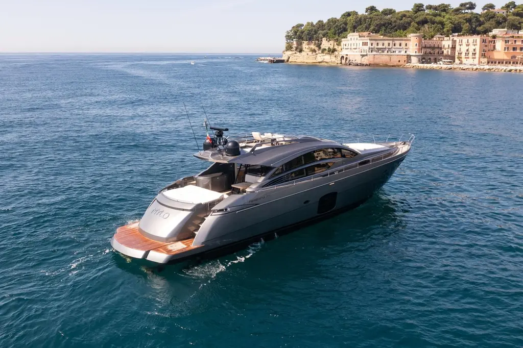 MYLO 2014 Pershing 74 Yacht For Sale in Naples IT-NA MYLO 2014 Pershing 74 Yacht For Sale in Naples IT-NA