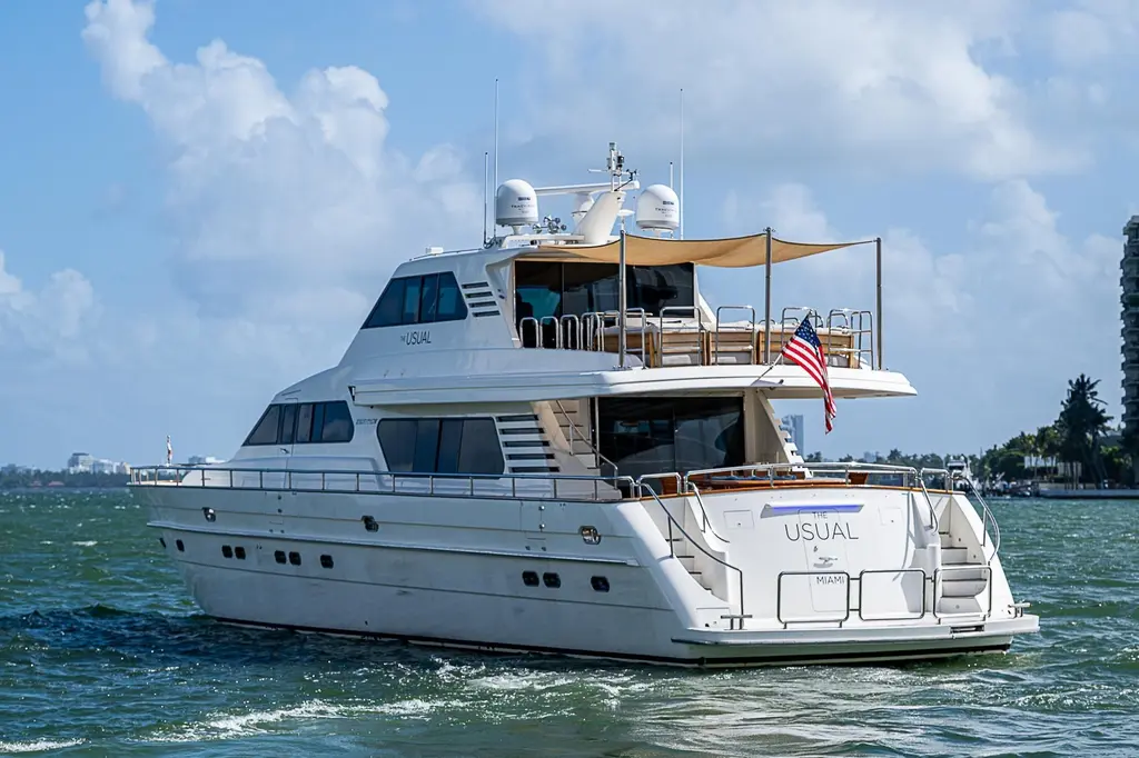 THE USUAL 2000 Horizon 82 Yacht For Sale in Miami FL THE USUAL 2000 Horizon 82 Yacht For Sale in Miami FL