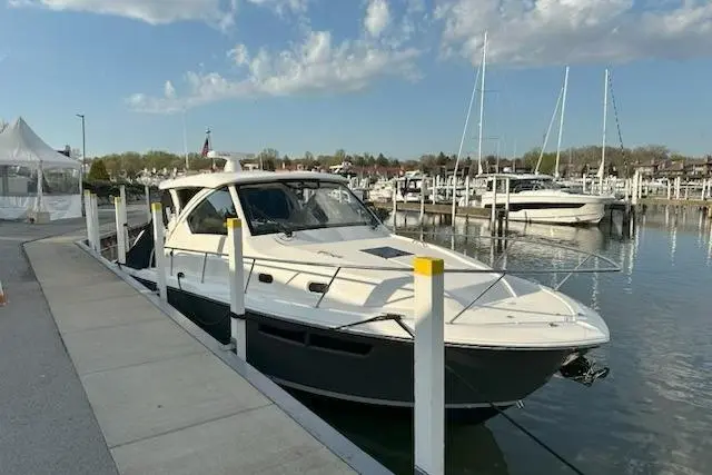 2021 Pursuit OS 355 Offshore Yacht For Sale in Sandusky OH 2021 Pursuit OS 355 Offshore Yacht For Sale in Sandusky OH