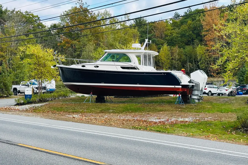 Amanda 2024 Back Cove 34O Yacht For Sale in Freeport ME Amanda 2024 Back Cove 34O Yacht For Sale in Freeport ME