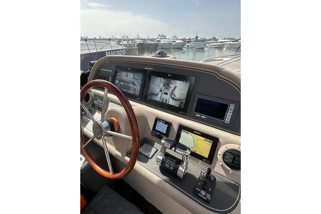 2005 Mochi Craft Dolphin 51 Yacht For Sale in Naples IT-NA 2005 Mochi Craft Dolphin 51 Yacht For Sale in Naples IT-NA