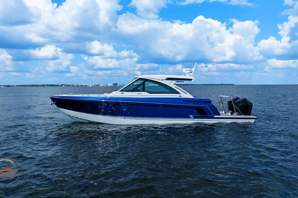 Lucca 2 2025 Formula 380 Super Sport Crossover OB Yacht For Sale in Pensacola FL Lucca 2 2025 Formula 380 Super Sport Crossover OB Yacht For Sale in Pensacola FL