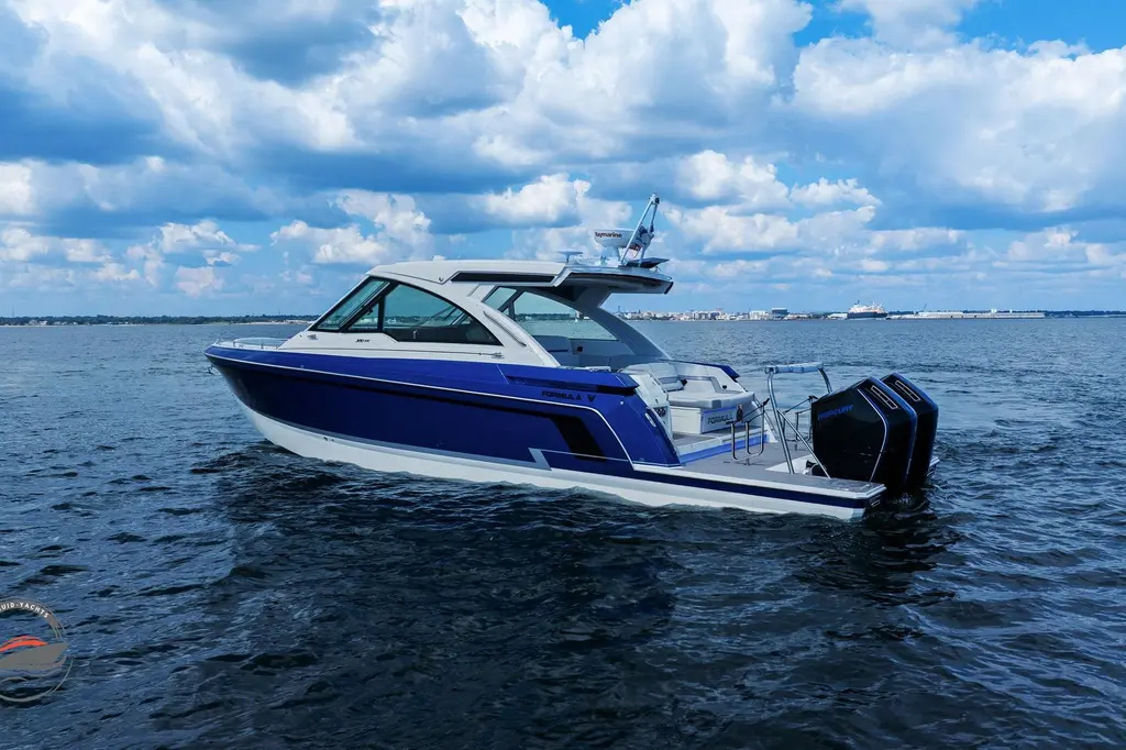 Lucca 2 2025 Formula 380 Super Sport Crossover OB Yacht For Sale in Pensacola FL Lucca 2 2025 Formula 380 Super Sport Crossover OB Yacht For Sale in Pensacola FL