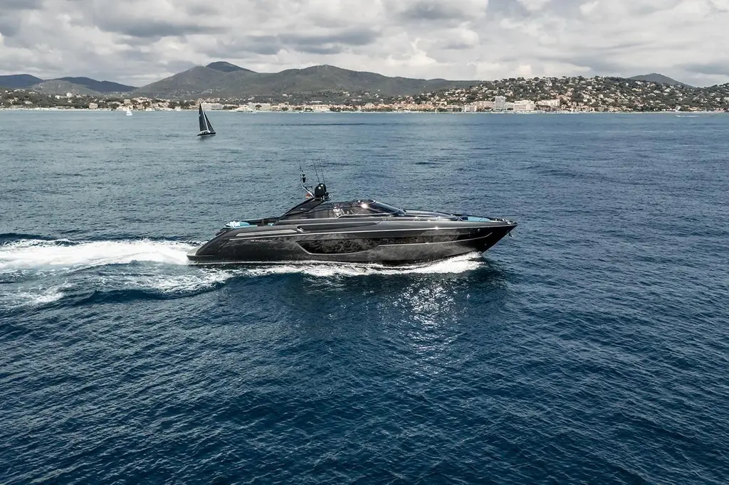 AMEAURE 2024 Riva 76' Bahamas Super Yacht For Sale in Cannes AMEAURE 2024 Riva 76' Bahamas Super Yacht For Sale in Cannes