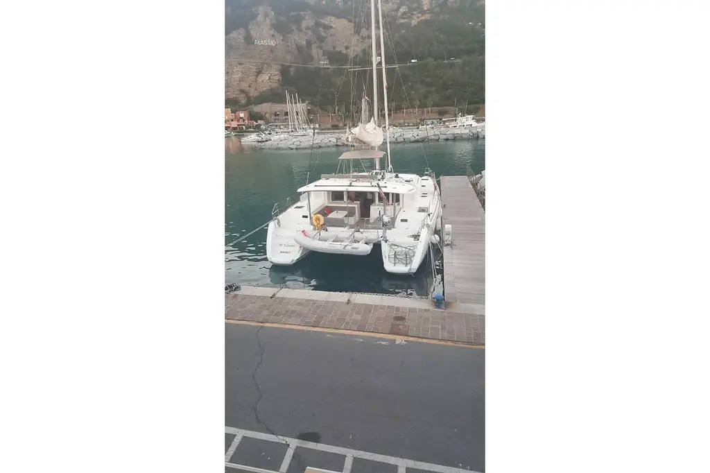 St Andrews 2014 Lagoon 450 F Owners Version Yacht For Sale in Preveza St Andrews 2014 Lagoon 450 F Owners Version Yacht For Sale in Preveza