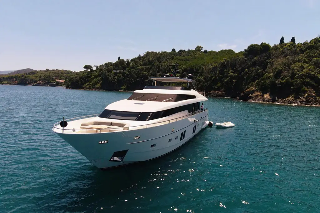 Muma 2016 Sanlorenzo SL96 Yacht For Sale in Cancún Muma 2016 Sanlorenzo SL96 Yacht For Sale in Cancún