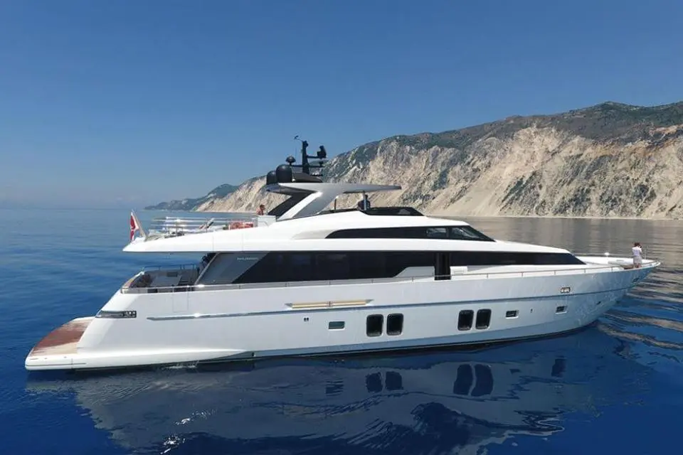 Muma 2016 Sanlorenzo SL96 Yacht For Sale in Cancún Muma 2016 Sanlorenzo SL96 Yacht For Sale in Cancún