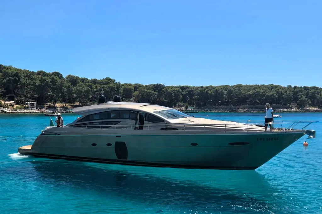 2008 pershing 72 manfredonia it fg for sale