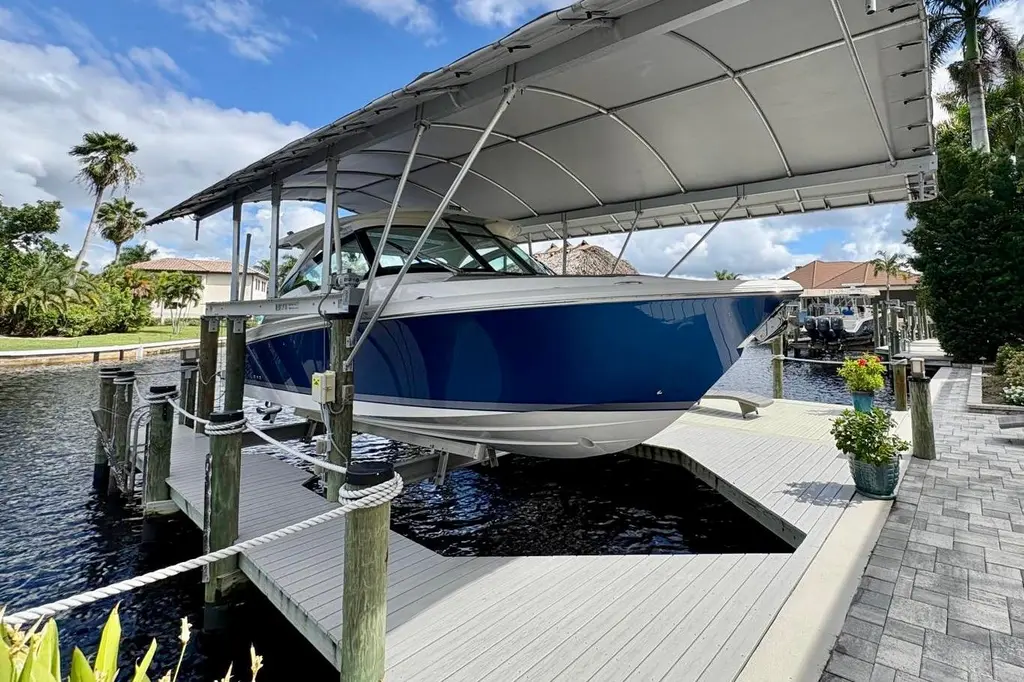 Liquid Asset 2024 Tiara Yachts 34 LX Yacht For Sale in Cape Coral FL Liquid Asset 2024 Tiara Yachts 34 LX Yacht For Sale in Cape Coral FL