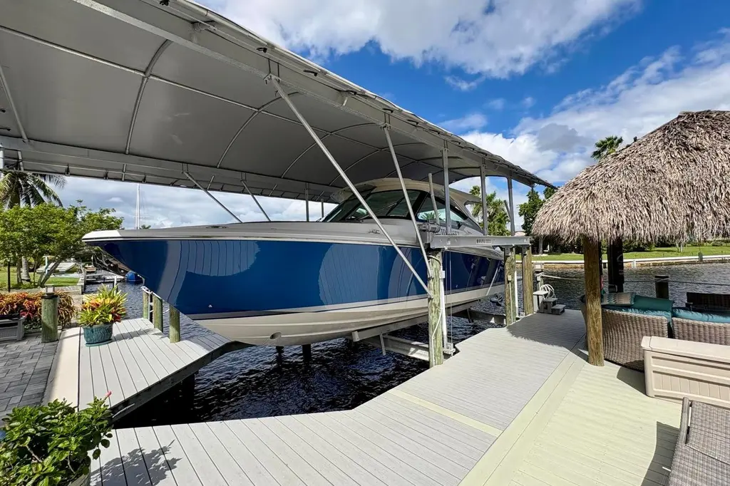 Liquid Asset 2024 Tiara Yachts 34 LX Yacht For Sale in Cape Coral FL Liquid Asset 2024 Tiara Yachts 34 LX Yacht For Sale in Cape Coral FL
