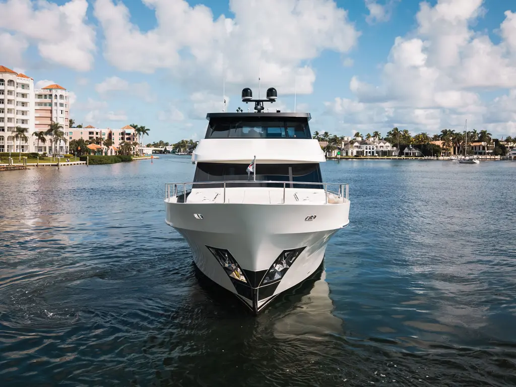 Carbon Copy 2022 Ocean Alexander 32L Yacht For Sale in Boca Raton FL Carbon Copy 2022 Ocean Alexander 32L Yacht For Sale in Boca Raton FL