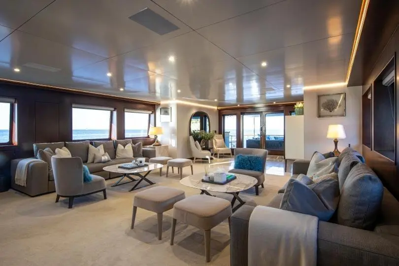 Lady Nora 1998 Broward Semi Displacement Yacht For Sale in Palma Lady Nora 1998 Broward Semi Displacement Yacht For Sale in Palma